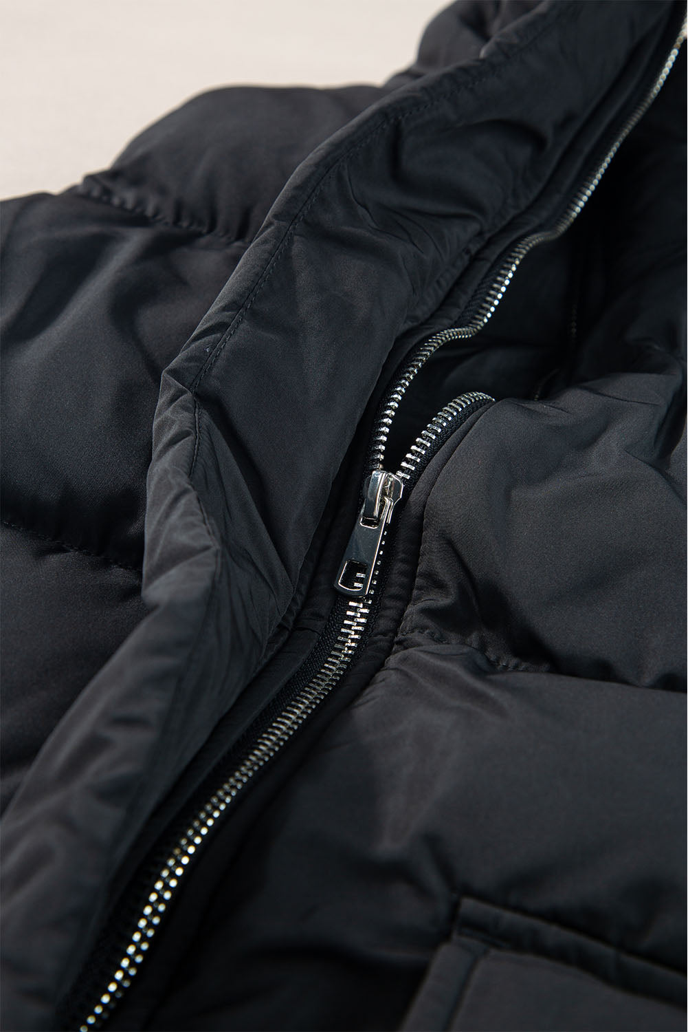 Pocketed Long Puffer Vest